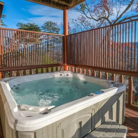 Lovely Platog With Jacuzzi モルジヌ
